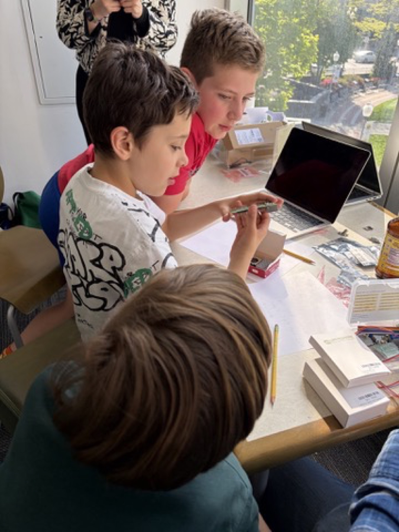 Tidal Engineers programming at the robot field